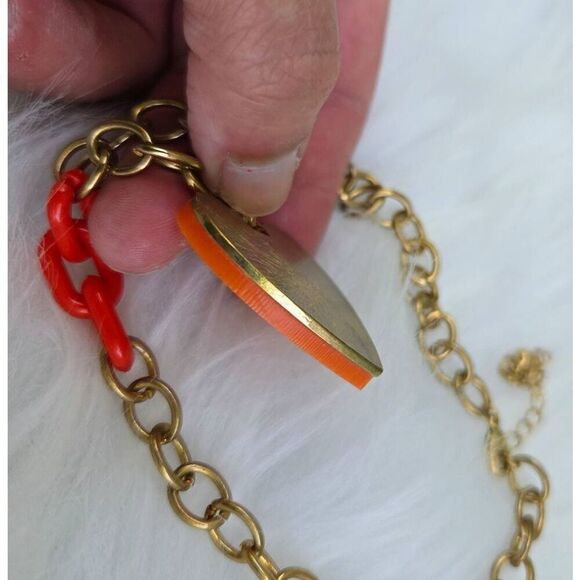 Juicy Couture Y2K Heart Pendant Goldtone and Orange Vintage Chunky Necklace - Picture 7 of 8